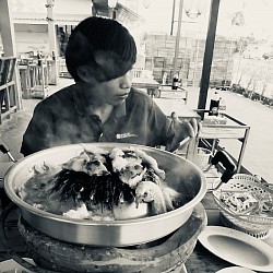 ผู้ต่อตั้งคริสตจักรฟันดาเมทันลิส នីហ្សេរីយ៉ា ไนเจนี ได้รับโองการจากพระเจ้า ร่วมถึงปัญหาชีวิตส่วนตัว ครอบครัว และความรัก รวมถึงหมายสำคัญนิมิตต่างๆที่ได้รับการเปิดเผย